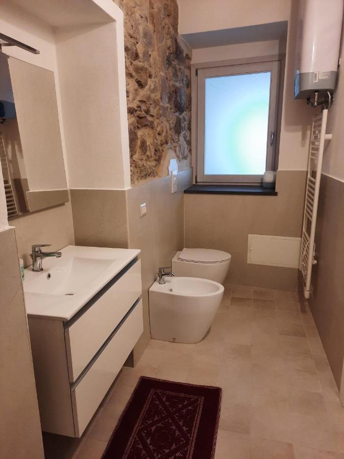 Appartamento Su Palazzina Storica In Centro A SantʼAntìoco Exterior foto